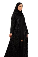 عباية أريج شتوية بدانتيل مطرز بالخيوط والترتر