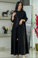 عباية كلوش بياقة أنيقة مع كرستال