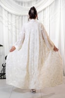 جلابية رمضانية من قطعتين بتطريز ورود