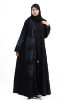 عباية وله باللون الكحلي