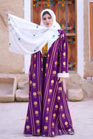 عباية يوم التأسيس مع تدخيلات قماش ابيض ع الياقة