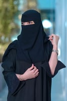 نقاب جنز كبير ب1 مطاط