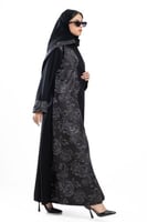 عباية وله بتدخيلات قماش جاكار رمادي