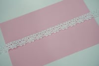 دانتيل أبيض 1/2 بوصة