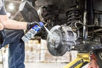 قنك منظف سريع للمعادن والشحوم