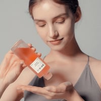 ايسنس مرطب ومفتح ومنشط للبشرة الجافة من بيجيك 120M...