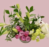 رذاذ الفرح / فازه ورد مزهرية فاخره