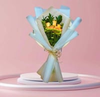 باقة الحب الوردية – بوكيه ورد وردي فخم بألوان ناعم...