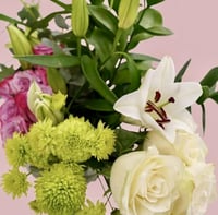 رذاذ الفرح / فازه ورد مزهرية فاخره