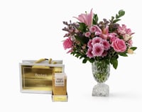 البهجة في مزهرية / مع شوكلاتة باتشي او فيريرو او ا...