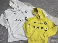 بلوفر النصر الترند الجديد