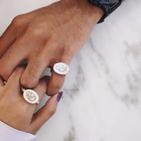 خاتم الاسم من الصدف الافريقي الطبيعي