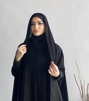 عباية العمرة الاكثر طلب بلون البيض والاسود