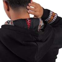 هودي بتصميم السدو تراثي