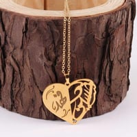 سلسال ذهبي على شكل قلبين