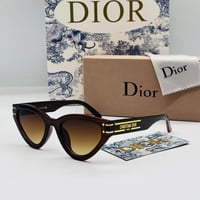 نظارة شمسية نسائية ديور