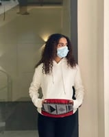 بلوفر مطرز تراثي ابيض