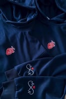 بلوفرات مع تطريز حسب الطلب