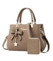 شنطه حريمي كبيرة كافية