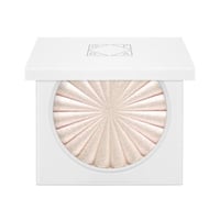 اوفرا - اضاءة - كلاود 9 - OFRA