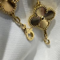 سوار ذهب عيار 18 تصميم عالمي الوزن - 20 جرام