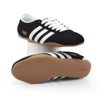 حذاء اديداس نسائي فيتنامي