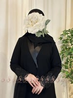 عباية سرداب بتطريز ع الكم