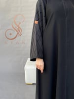 عباية كتان ندئ مربعات