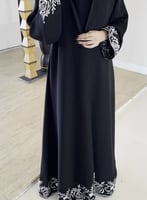 نص كلوش بتدخيلة ورود بيضاء-1380