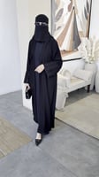 عباية سوداء أنيقة بتطريز هندسي فاخر-444