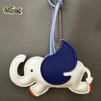 تعليقات للشنط ( فيل )