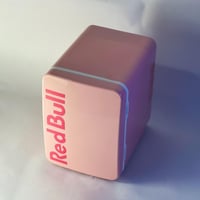 ثلاجة ريدبول