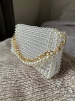 شنطة بالخرز الاكريليك