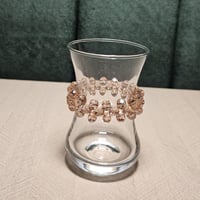 كاسات شاي طويلة