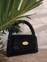 شنطة بالخرز الاكريليك