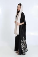 عباية شيفون بنقش ذهبي