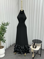 فستان باربي على كسرات تفته