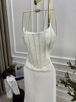 فستان كورسيه . باربي