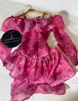 فستان قصير بشكل فخم