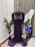 فستان باربي تطريز مع ذيل