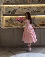 فستان مسك وردي للبنات تصميم ناعم وانيق للعمر المحي...