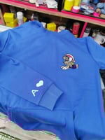 بلوفر ازرق بتصميم انيق تصميم حسب الطلب