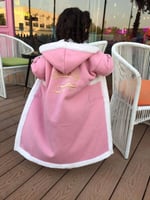 فروة شتوية للاطفال بالاسم بالوان مختلفه ولادي بنات...