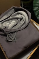 هودي ليحتظنك دائما بدلاً عني -متجر فنون تصميم حسب...