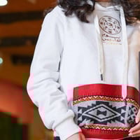 بلوفرات سدو يوم التأسيس يناسب النساء و الرجال