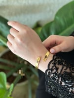 اسواره البصمه مع كتابة الحرف والعباره