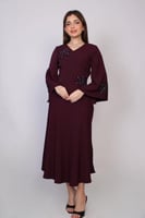 فستان أنيق بتصميم ناعم يبرز القوام ويمنحك إطلالة ر...