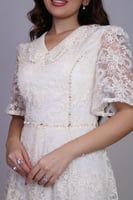 فستان بيلا الدانتيل