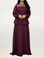 فستان أنيق بلون عنابي فاخر