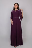 فستان هالة البنفسج المطرّز